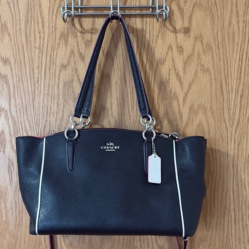Coach Black Shoulder Bag with Leather Finish and Silver Accents